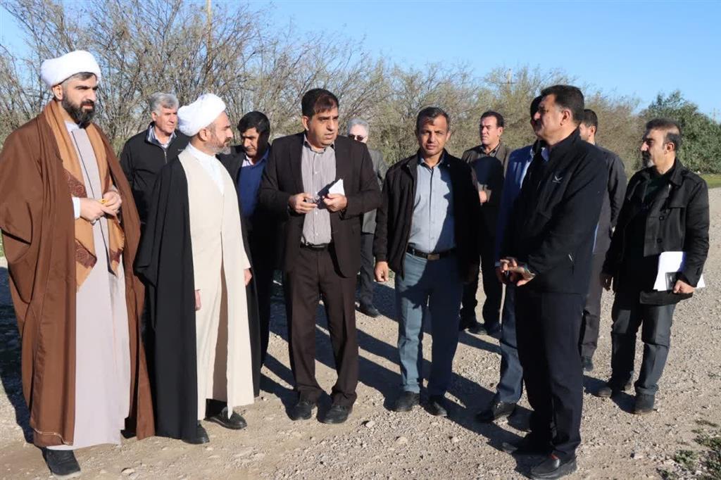 بازدید حجت الاسلام  كریمی تبار نماینده ولی فقیه و امام جمعه استان از فعالیتهای مركز